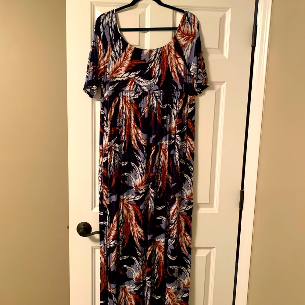 INGRID AND ISABEL Maternity Maxi, size L